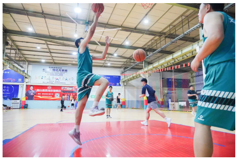 文達通股份“WIN籃球俱樂部”與青島西海岸新區中心醫院籃球隊友誼賽圓滿舉辦 文達通股份“WIN籃球俱樂部”與青島西海岸新區中心醫院籃球隊友誼賽圓滿舉辦