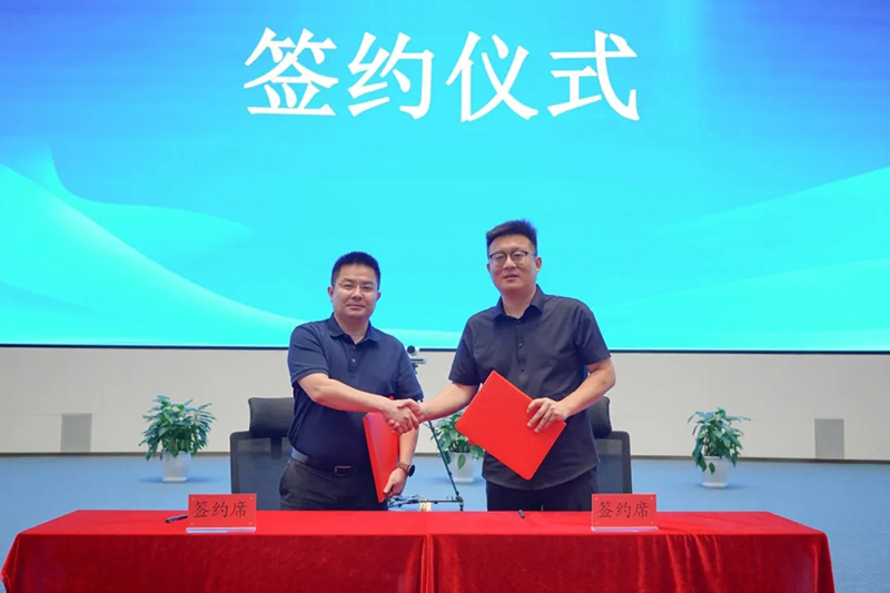 青島市大數據發展促進會智慧社區專業委員會第一屆委員會議順利召開 青島市大數據發展促進會智慧社區專業委員會第一屆委員會議順利召開